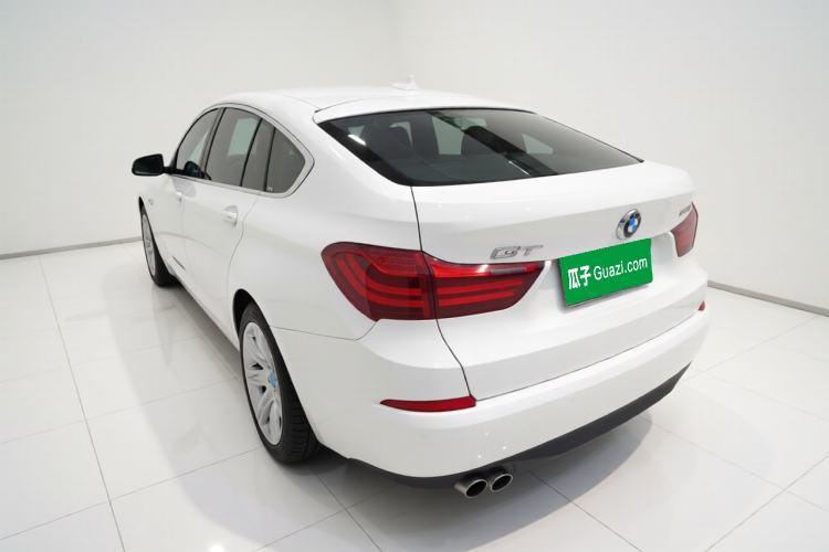 Used BMW 5 Series GT 2017 528i Leading Model Exterior 3
