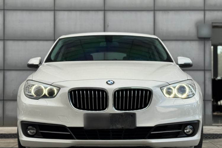 Used BMW 5 Series GT 2017 528i Leading Model Exterior 5
