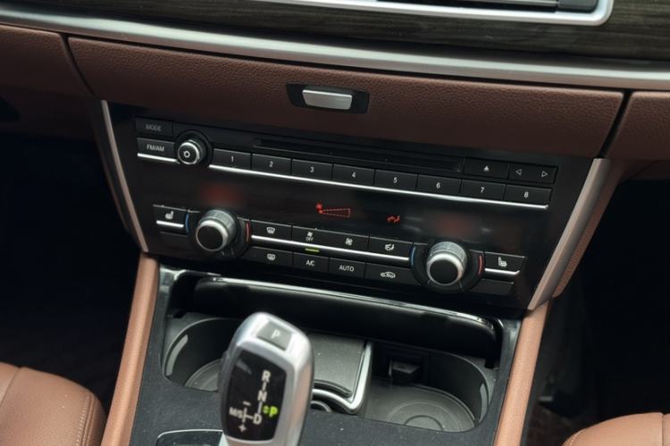 Used BMW 5 Series GT 2017 528i Leading Model Gear Lever