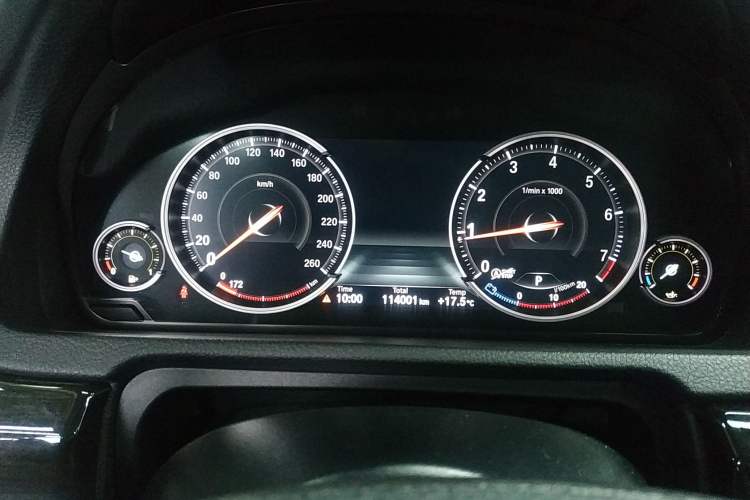 Used BMW 5 Series GT 2017 528i Leading Model Instrument Cluster