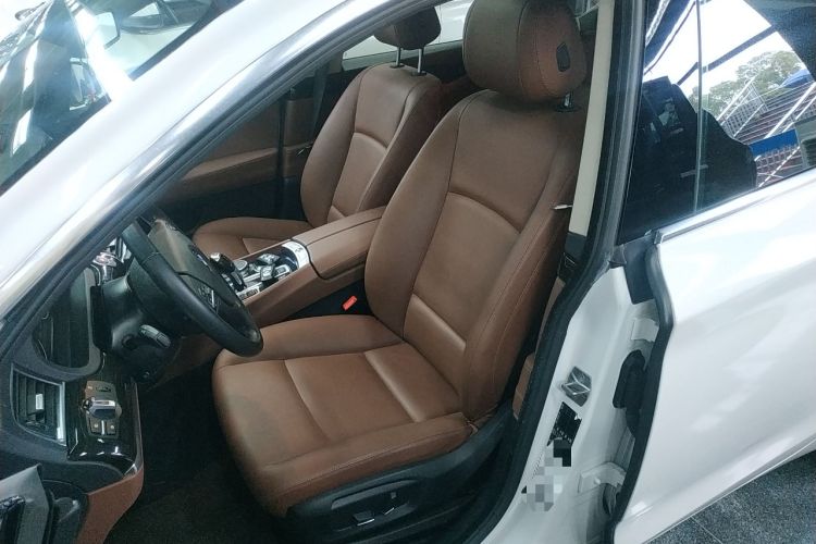 Used BMW 5 Series GT 2017 528i Leading Model Left Front Seat