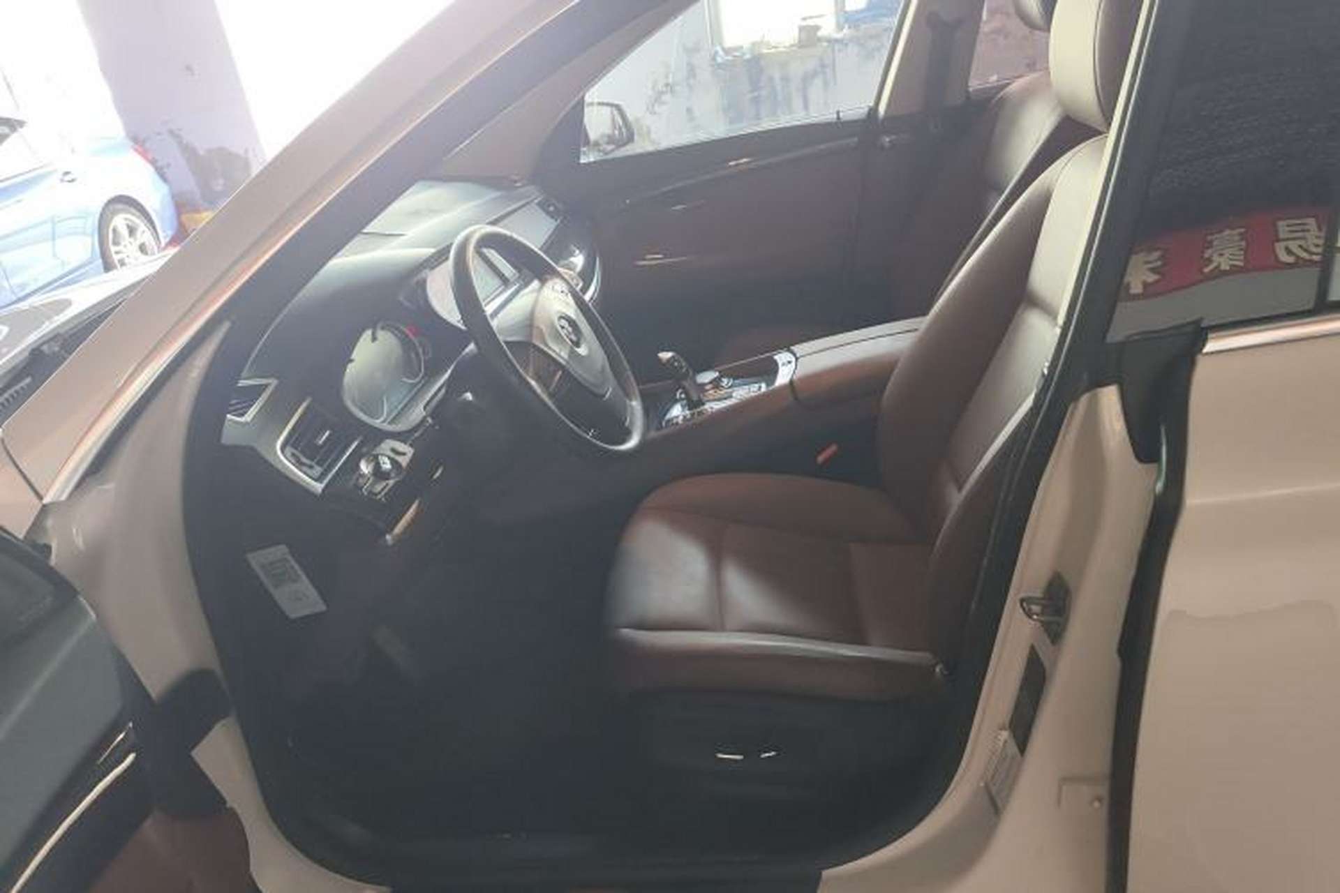 Used BMW 5 Series GT 2017 528i Leading Model Left Front Seat