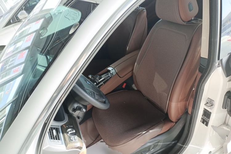 Used BMW 5 Series GT 2017 528i Leading Model Left Front Seat