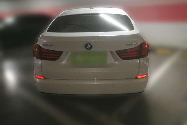 Used BMW 5 Series GT 2017 528i Leading Model Rear