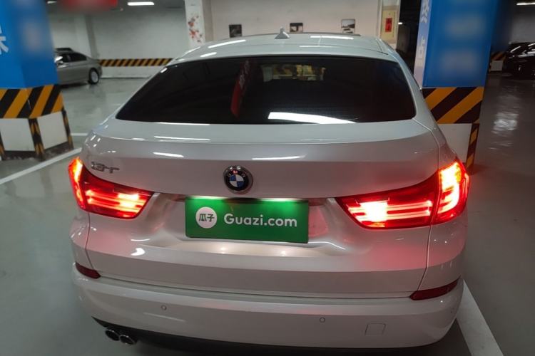 Used BMW 5 Series GT 2017 528i Leading Model Rear