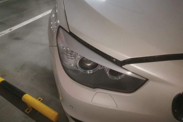 Used BMW 5 Series GT 2017 528i Leading Model Right Front Headlight