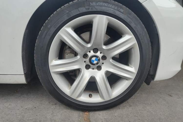 Used BMW 5 Series GT 2017 528i Leading Model Right Front Wheel Hub
