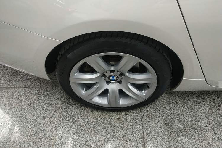 Used BMW 5 Series GT 2017 528i Leading Model Right Rear Wheel Hub