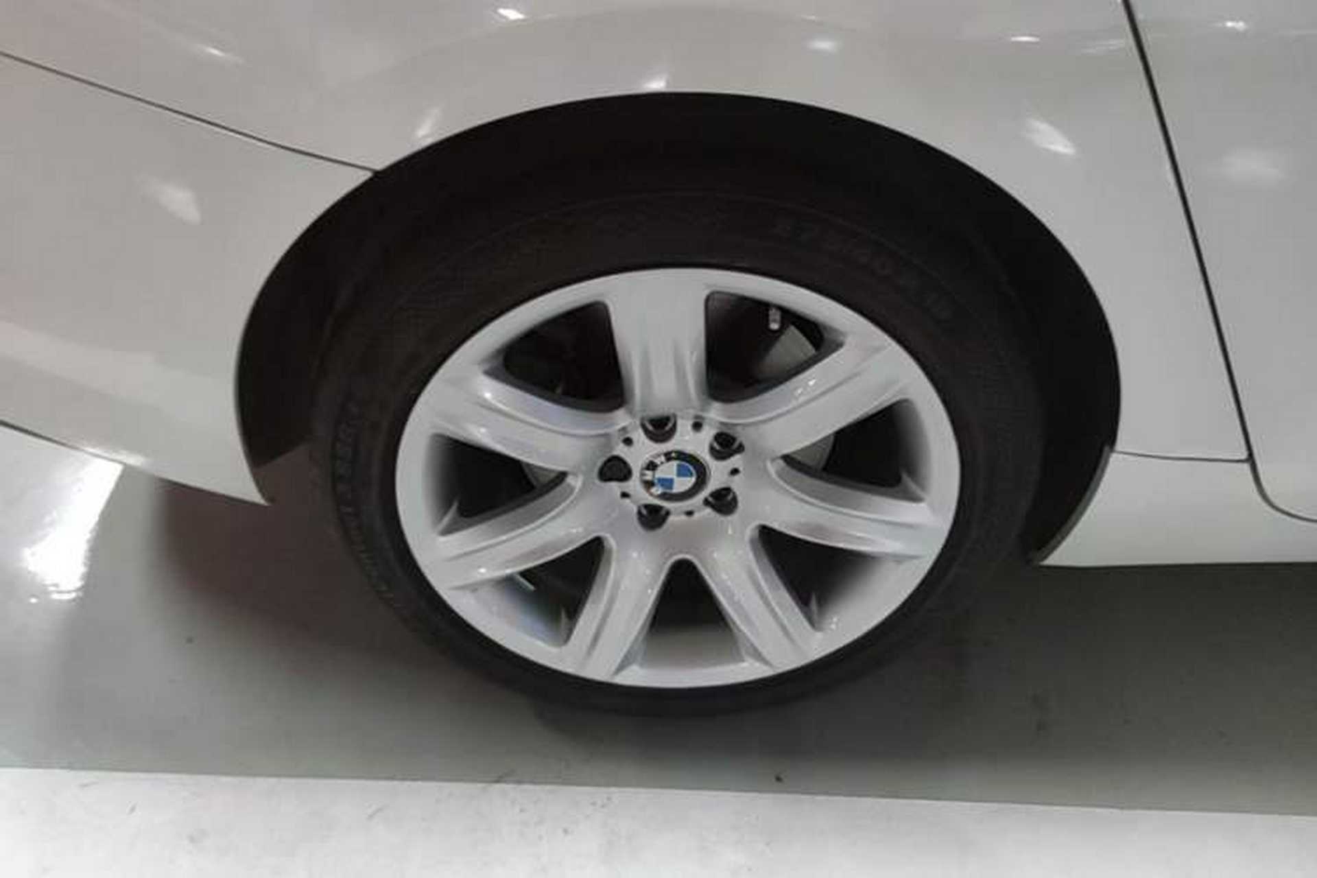 Used BMW 5 Series GT 2017 528i Leading Model Right Rear Wheel Hub