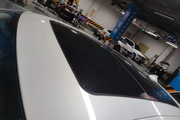 Used BMW 5 Series GT 2017 528i Leading Model Roof