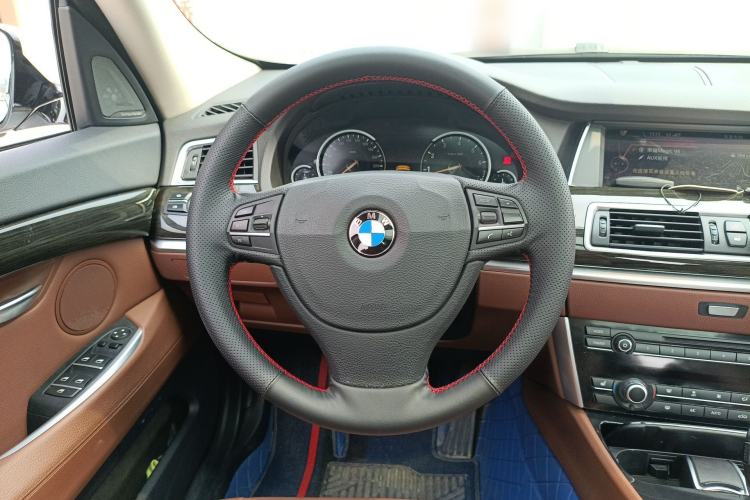Used BMW 5 Series GT 2017 528i Leading Model Steering Wheel