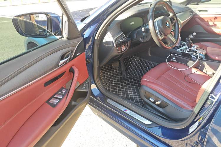 Used BMW 5 Series New Energy 2021 535Le M Sport Package Interior 3