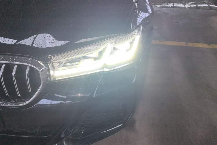 Used BMW 5 Series New Energy 2022 Restyled 535Le M Sport Package Left Front Headlight
