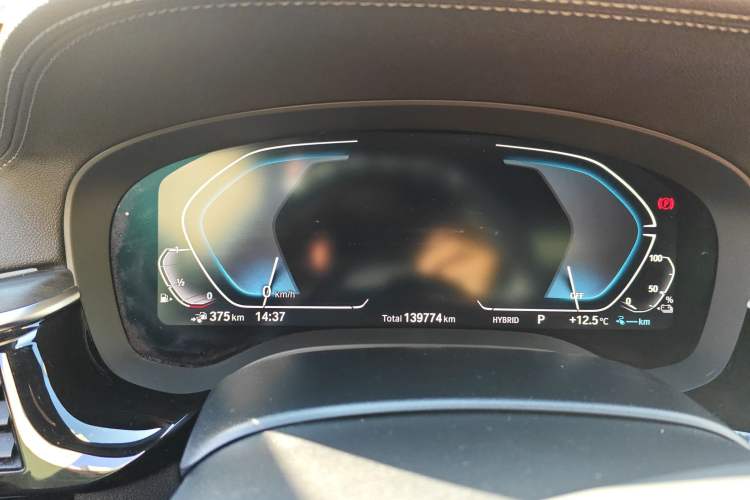 Used BMW 5 Series New Energy 2021 535Le M Sport Package Odometer Close Up