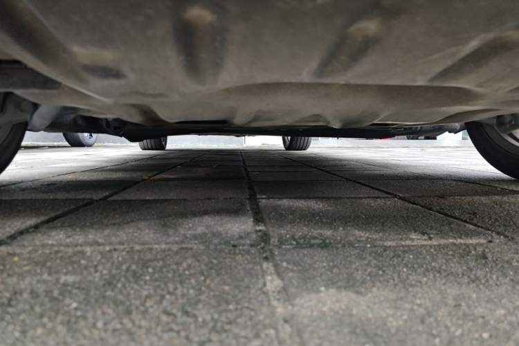 Used BMW 5 Series New Energy 2015 530Le Chassis Front