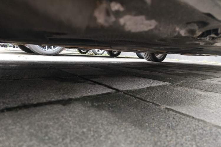 Used BMW 5 Series New Energy 2015 530Le Chassis Front Left