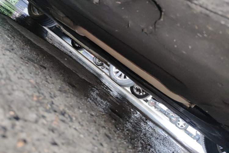 Used BMW 5 Series New Energy 2015 530Le Chassis Front Right