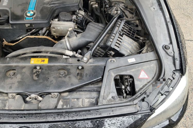 Used BMW 5 Series New Energy 2015 530Le Engine Bay Left