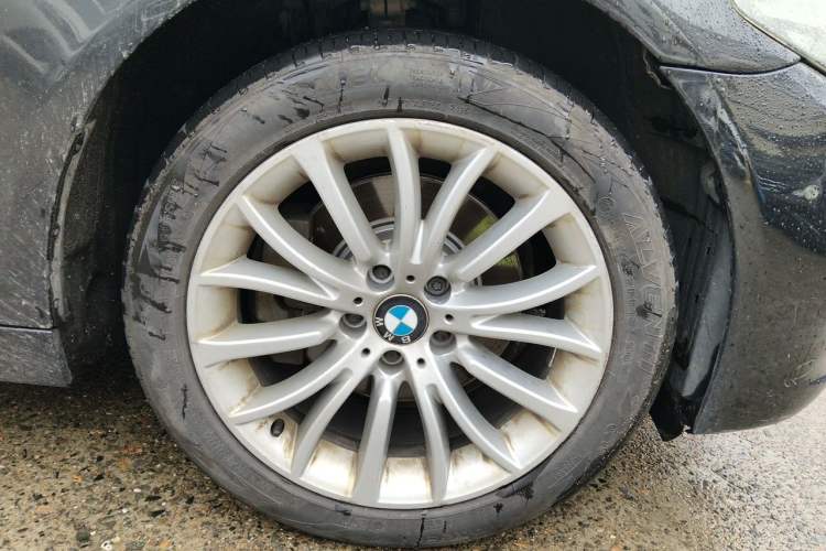 Used BMW 5 Series New Energy 2015 530Le Right Front Wheel Hub