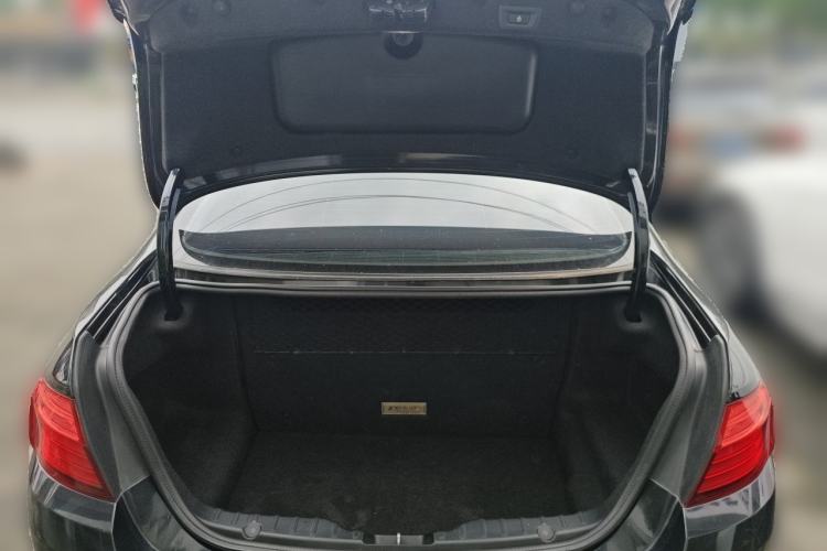 Used BMW 5 Series New Energy 2015 530Le Trunk