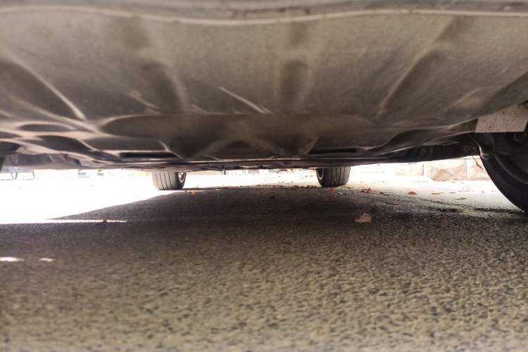 Used BMW 5 Series New Energy 2015 530Le Chassis Front