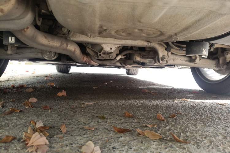 Used BMW 5 Series New Energy 2015 530Le Chassis Rear