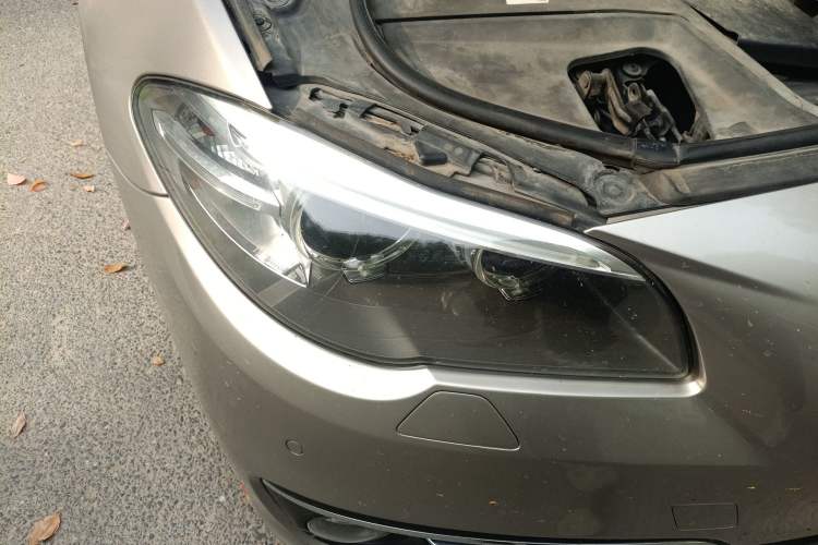 Used BMW 5 Series New Energy 2015 530Le Right Front Headlight