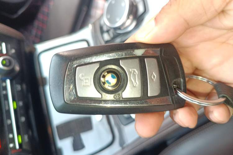 Used BMW 5 Series New Energy 2015 530Le Vehicle Key