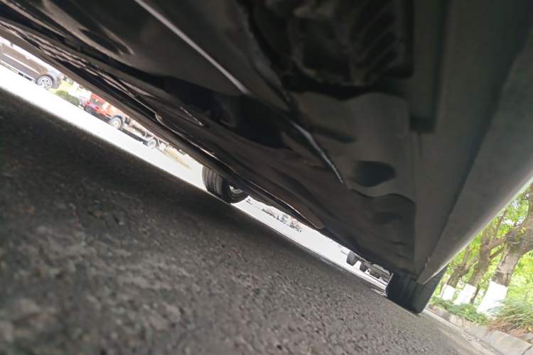 Used BMW 5 Series New Energy 2015 530Le Chassis Rear Right