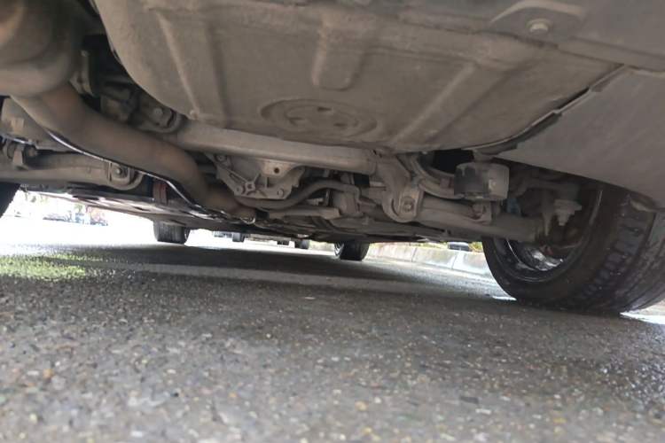 Used BMW 5 Series New Energy 2015 530Le Chassis Rear