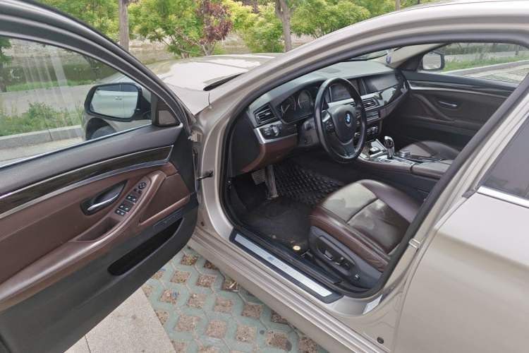 Used BMW 5 Series New Energy 2015 530Le Driver Seat