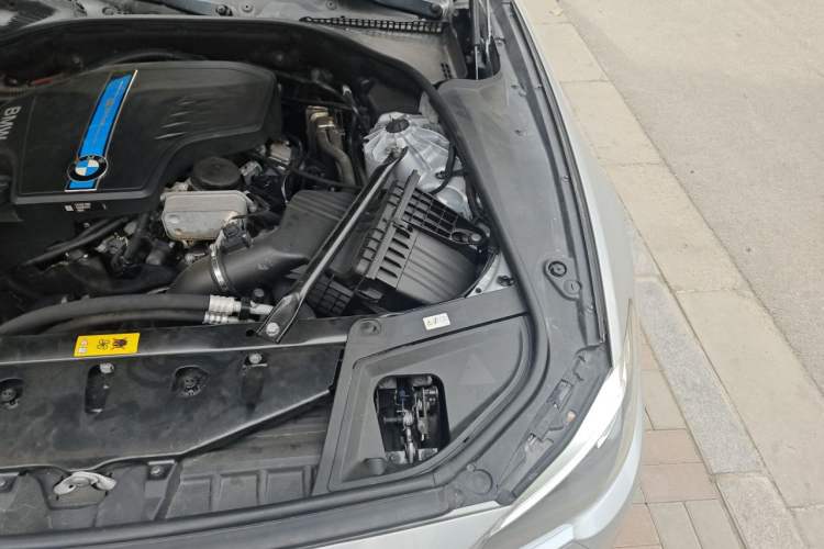 Used BMW 5 Series New Energy 2015 530Le Engine Bay Left