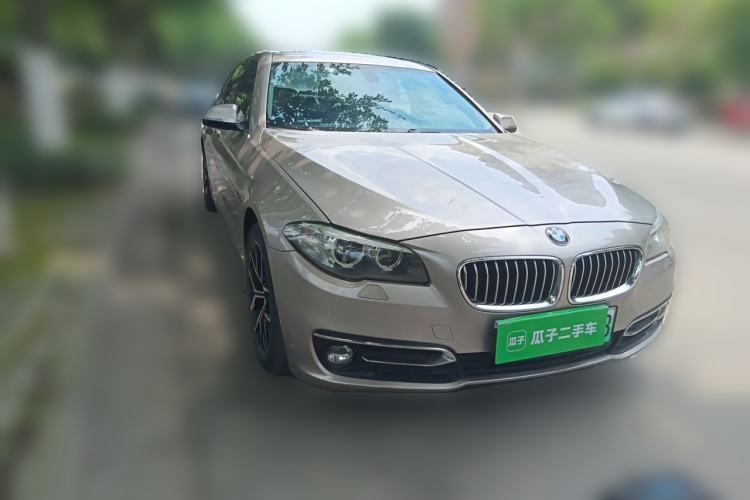 Used BMW 5 Series New Energy 2015 530Le Front Right 45 Deg
