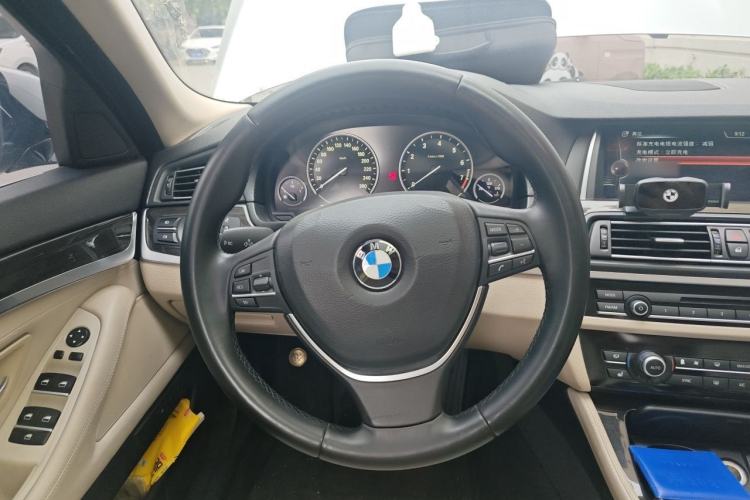 Used BMW 5 Series New Energy 2015 530Le Steering Wheel