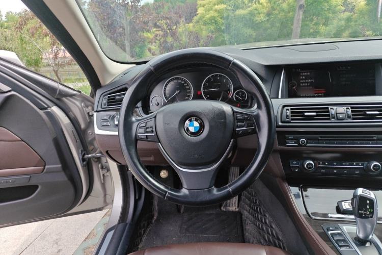Used BMW 5 Series New Energy 2015 530Le Steering Wheel