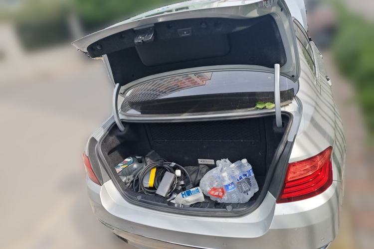 Used BMW 5 Series New Energy 2015 530Le Trunk