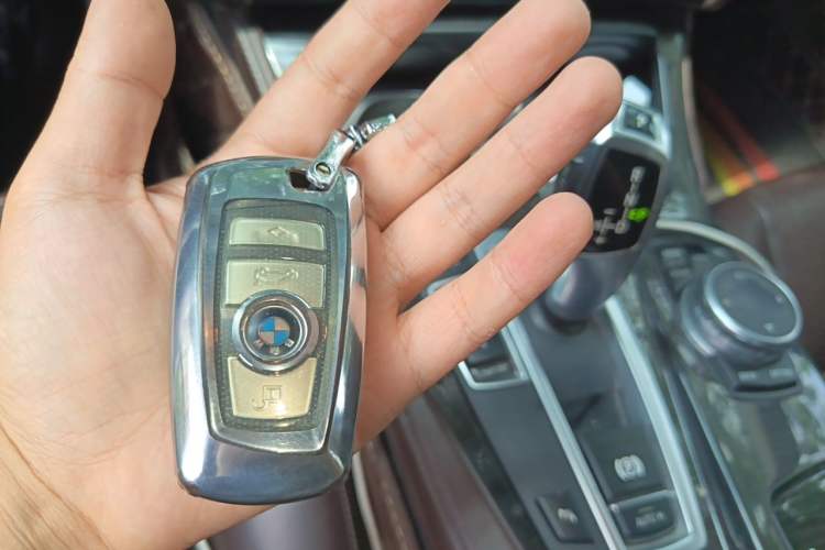 Used BMW 5 Series New Energy 2015 530Le Vehicle Key
