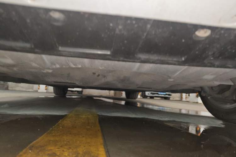 Used BMW 5 Series New Energy 2015 530Le Chassis Front