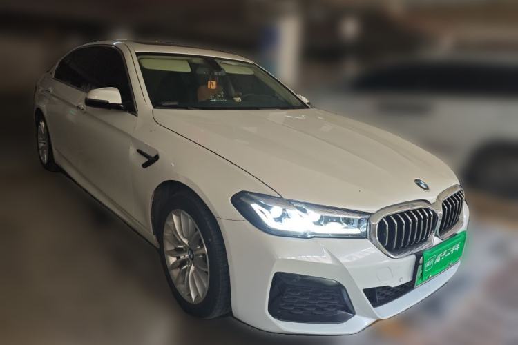 Used BMW 5 Series New Energy 2015 530Le Front Right 45 Deg