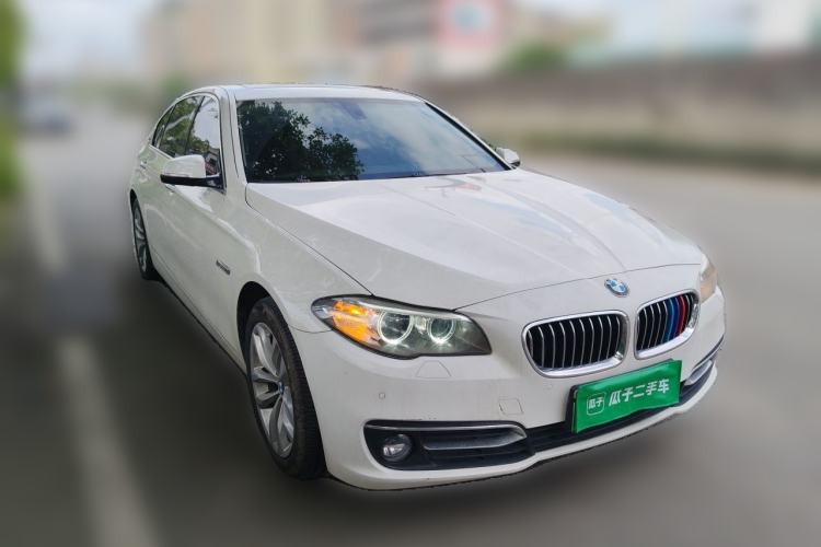 Used BMW 5 Series New Energy 2015 530Le Front Right 45 Deg