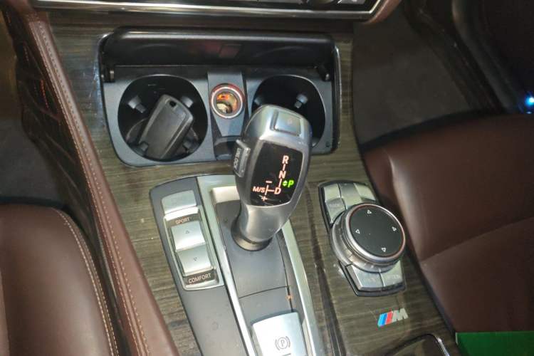 Used BMW 5 Series New Energy 2015 530Le Gear Lever