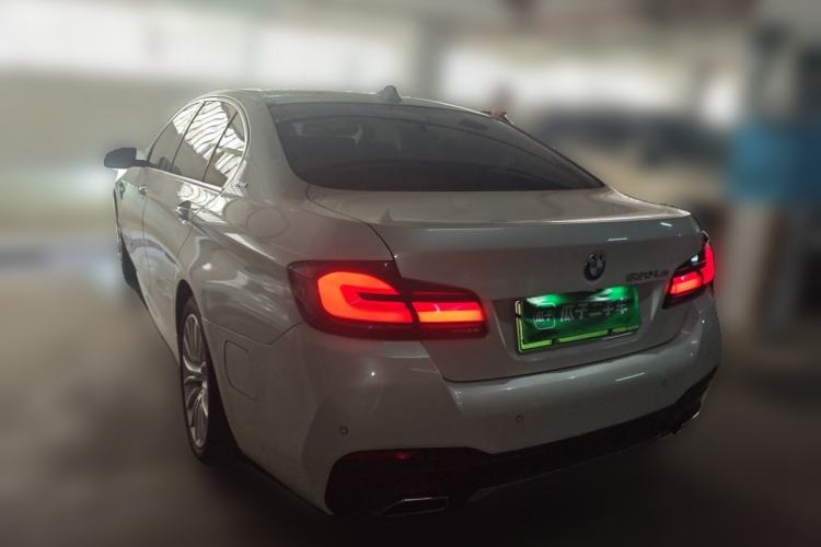 Used BMW 5 Series New Energy 2015 530Le Rear Left 45 Deg
