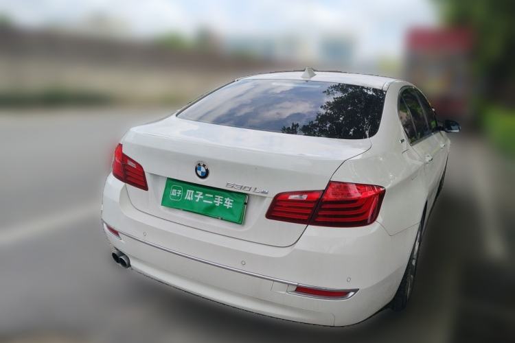 Used BMW 5 Series New Energy 2015 530Le Rear Right 45 Deg