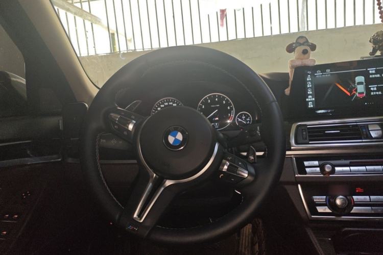 Used BMW 5 Series New Energy 2015 530Le Steering Wheel