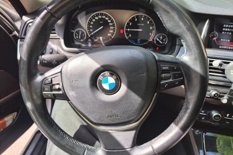 Used BMW 5 Series New Energy 2015 530Le Steering Wheel