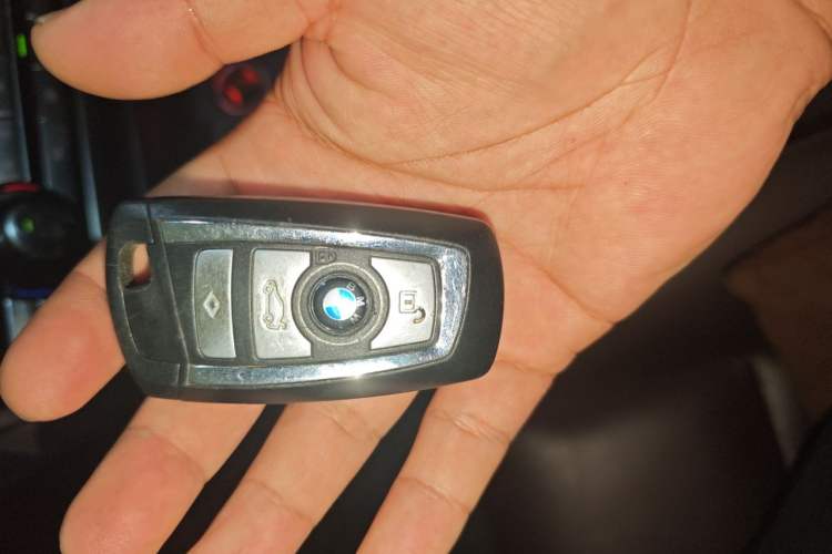 Used BMW 5 Series New Energy 2015 530Le Vehicle Key