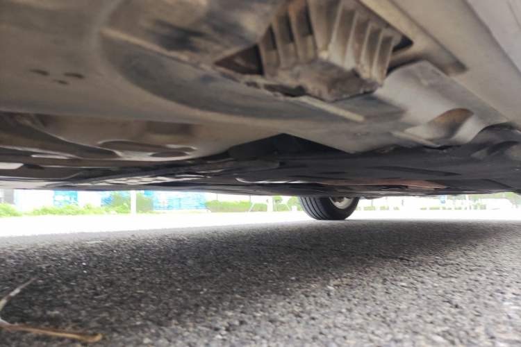 Used BMW 5 Series New Energy 2015 530Le Chassis Rear Right