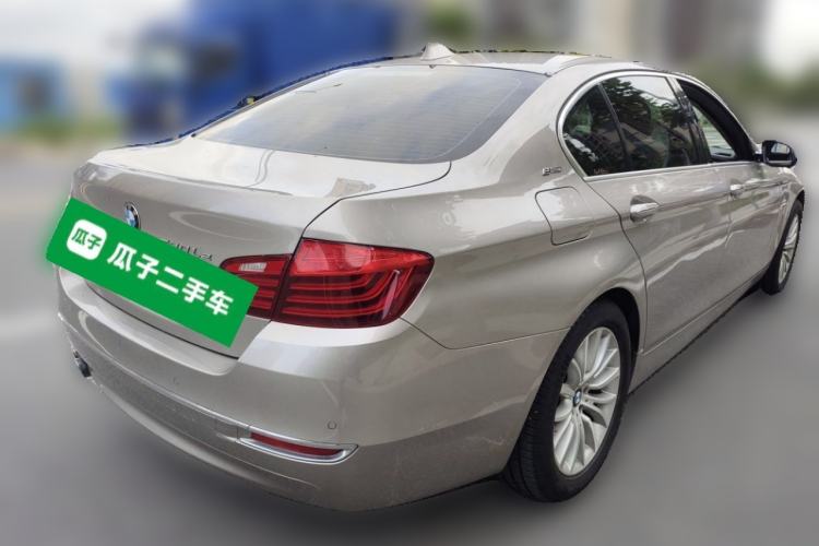 Used BMW 5 Series New Energy 2015 530Le Rear Right 45 Deg
