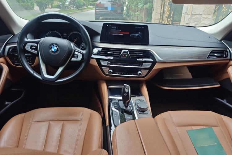 Used BMW 5 Series New Energy 2018 530Le Luxury Package Center Console