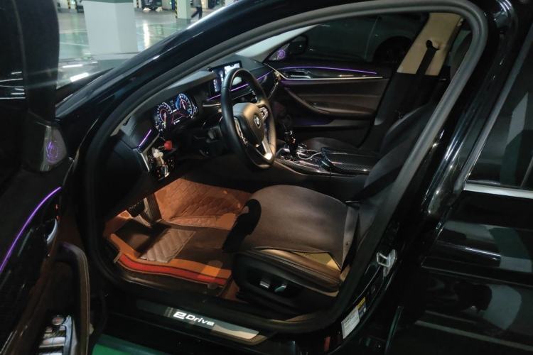Used BMW 5 Series New Energy 2018 530Le Luxury Package Driver Seat